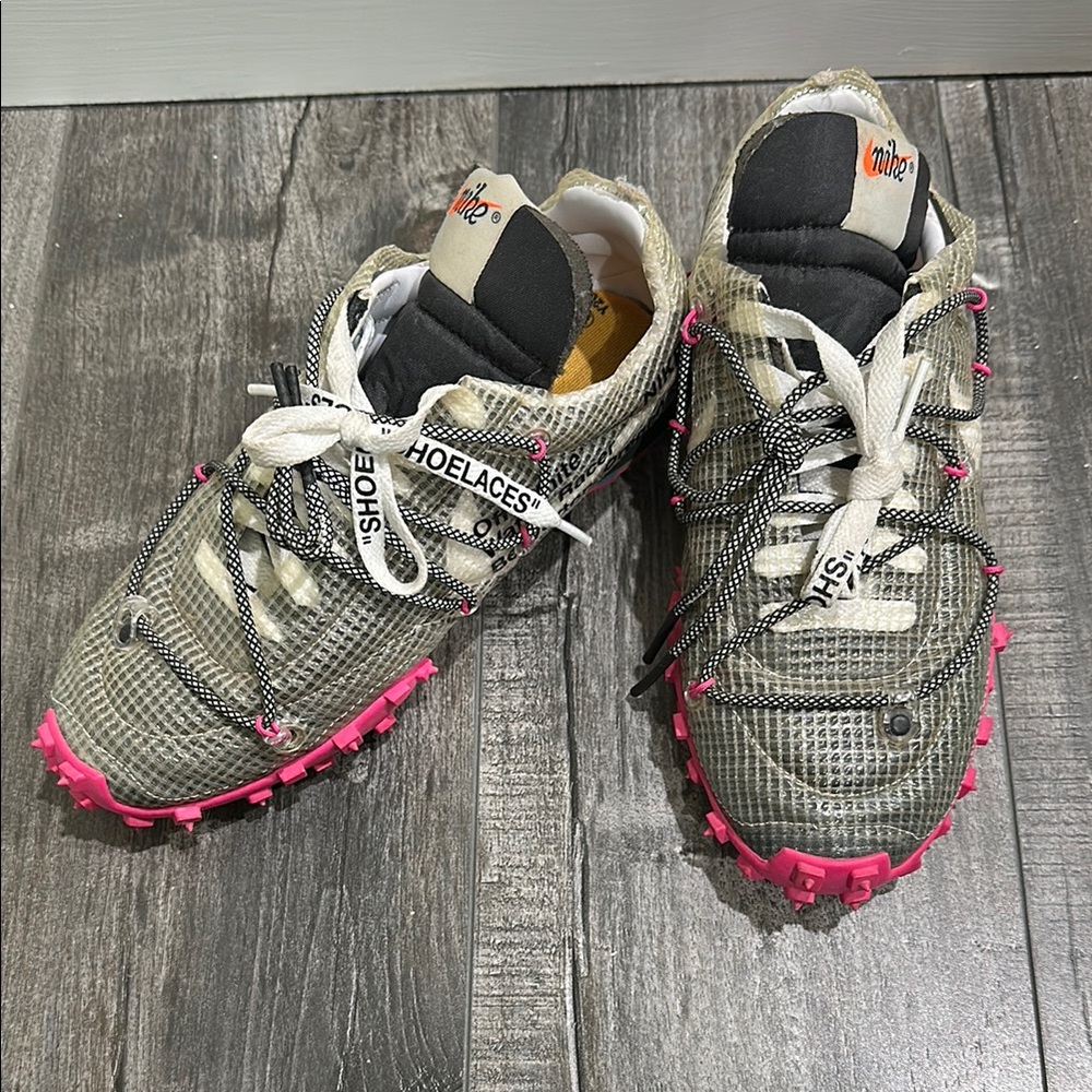 Off-White x Nike Women’s Waffle Racer